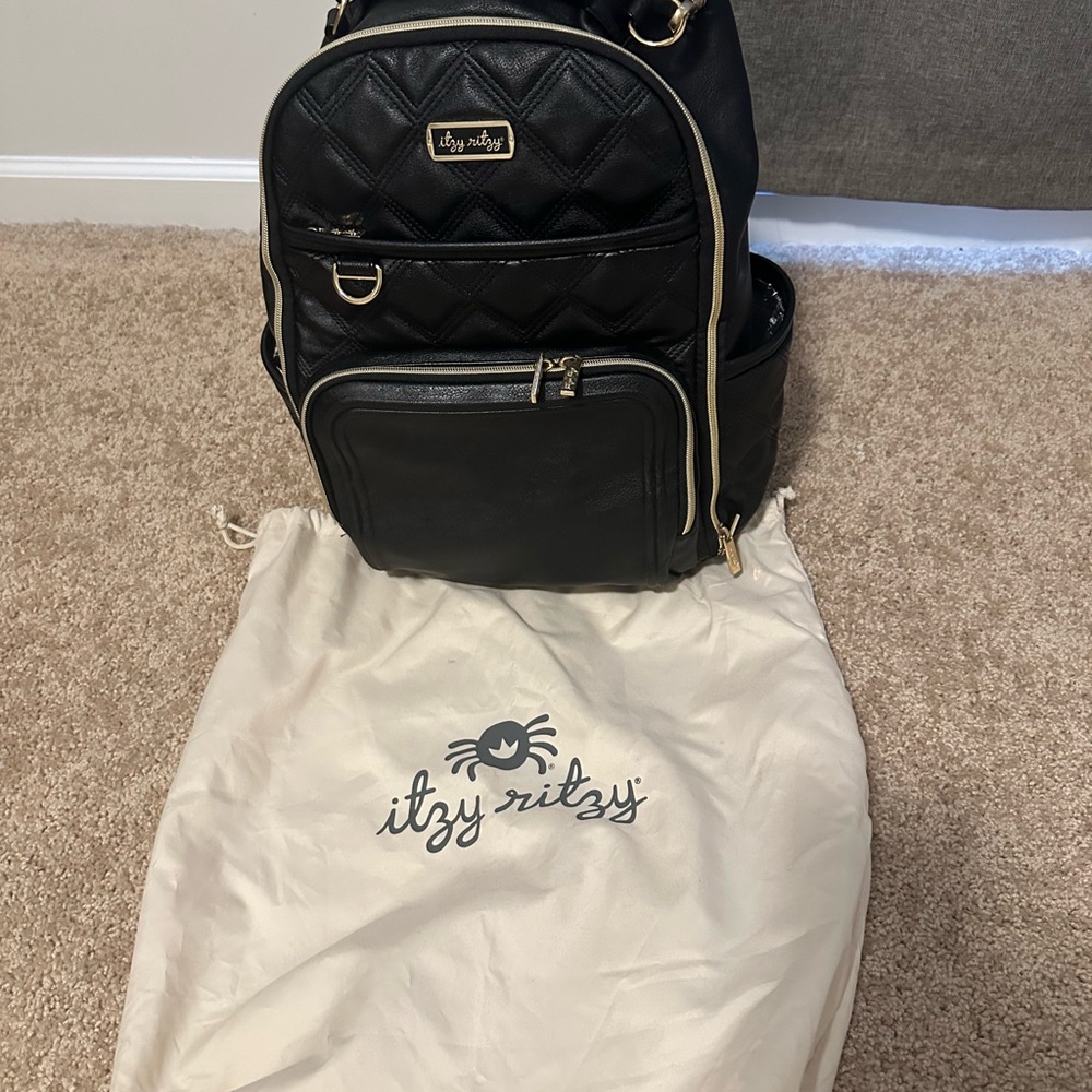 Itzy Ritzy Black Baby Bag Collection